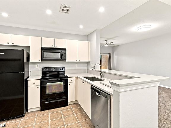 2nd image of 15417 Bellamar Cir APT 812