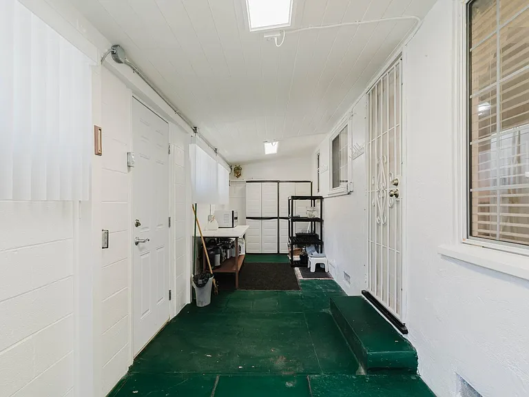 6024 Coldwater Canyon Ave — Photo 17