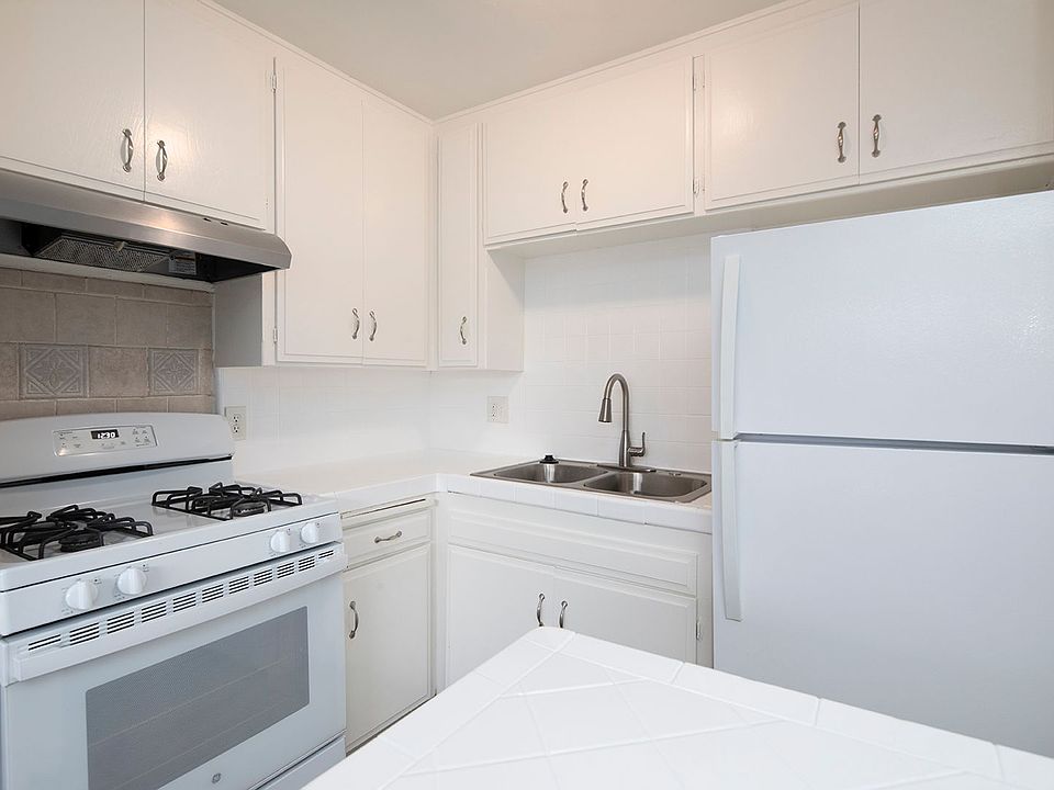 1st image of 4585 Felton St Unit 4