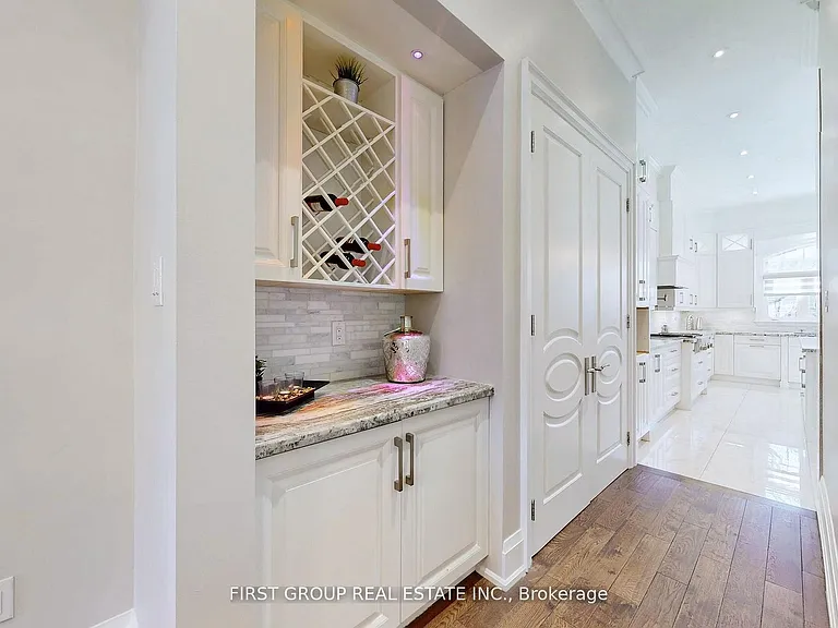 1834 Fairport Rd — Photo 12