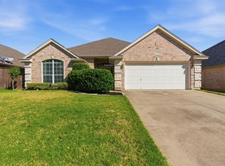 8328 Teja Trl, Benbrook, TX 76126