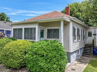 7 Fairlawn Ave, Fairhaven, MA 02719
