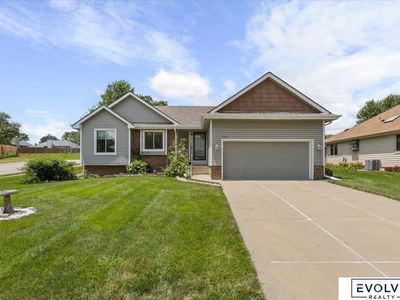 400 Fleetwood Dr, Papillion, NE, 68133