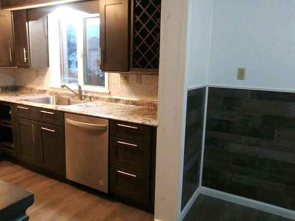 3rd image of 158 Pasadena Ave
