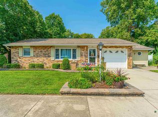 521 Maple St, Lincoln, IL