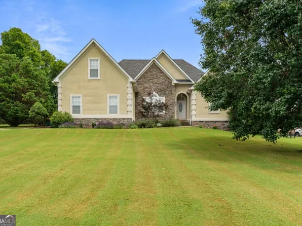 230 Hardwood Ct, Adairsville, GA 30103