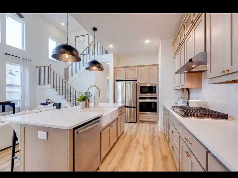 1513 Waxwing Pl — Photo 11