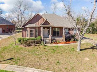 2105 Staff Dr, Cantonment, FL 32533