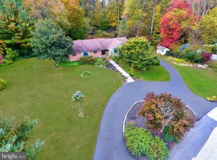 907 Mitchell Farm Ln, Kennett Square, PA 19348