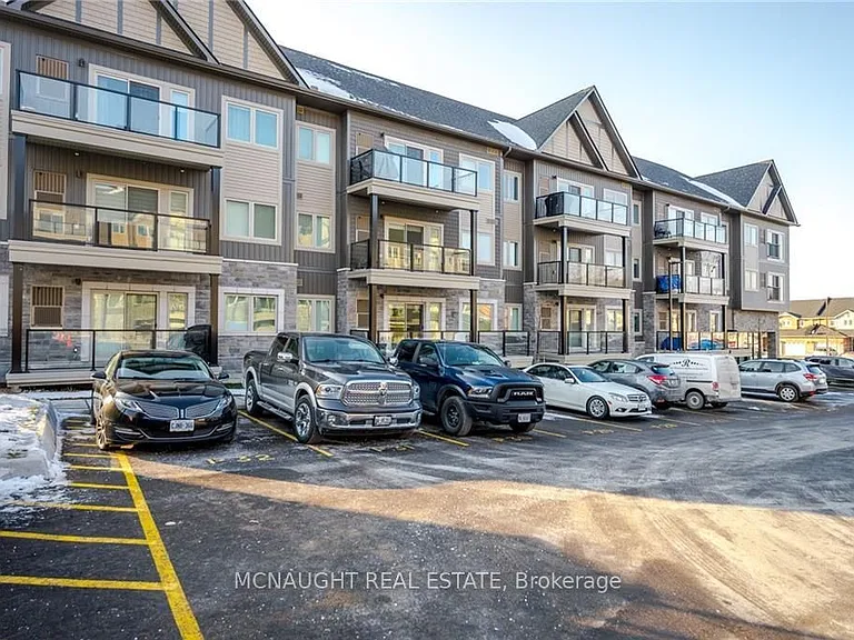 340 Florence Dr #305 — Photo 2