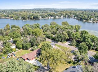 1100 E 156th St, Burnsville, MN 55306