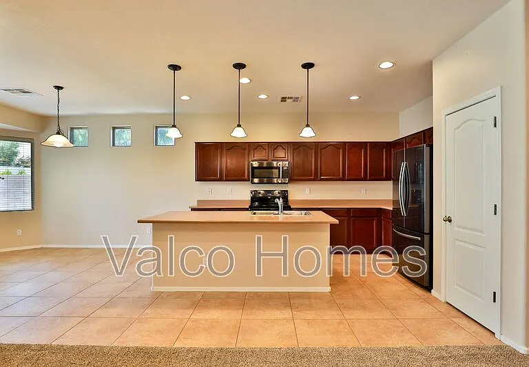 11412 E Segura Ave — Photo 8