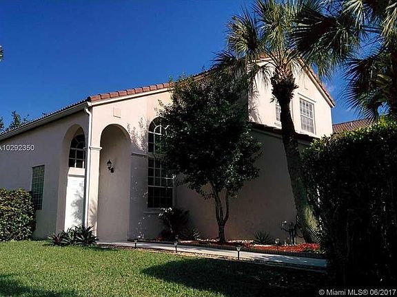 3rd image of 324 NW 153rd Ave