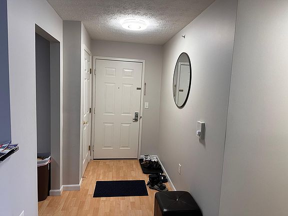 3rd image of 2630 Netherland Dr APT 208