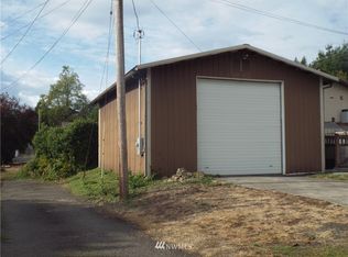 829 NE Washington Ave, Chehalis, WA 98532