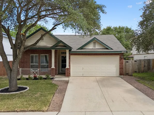 8927 Interlachen, Selma, TX 78154