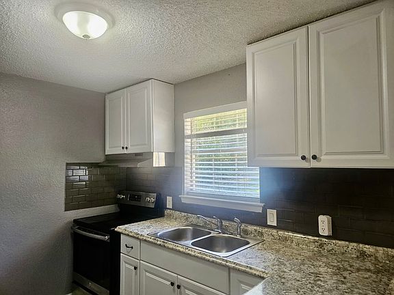 3rd image of 2250 True Ave