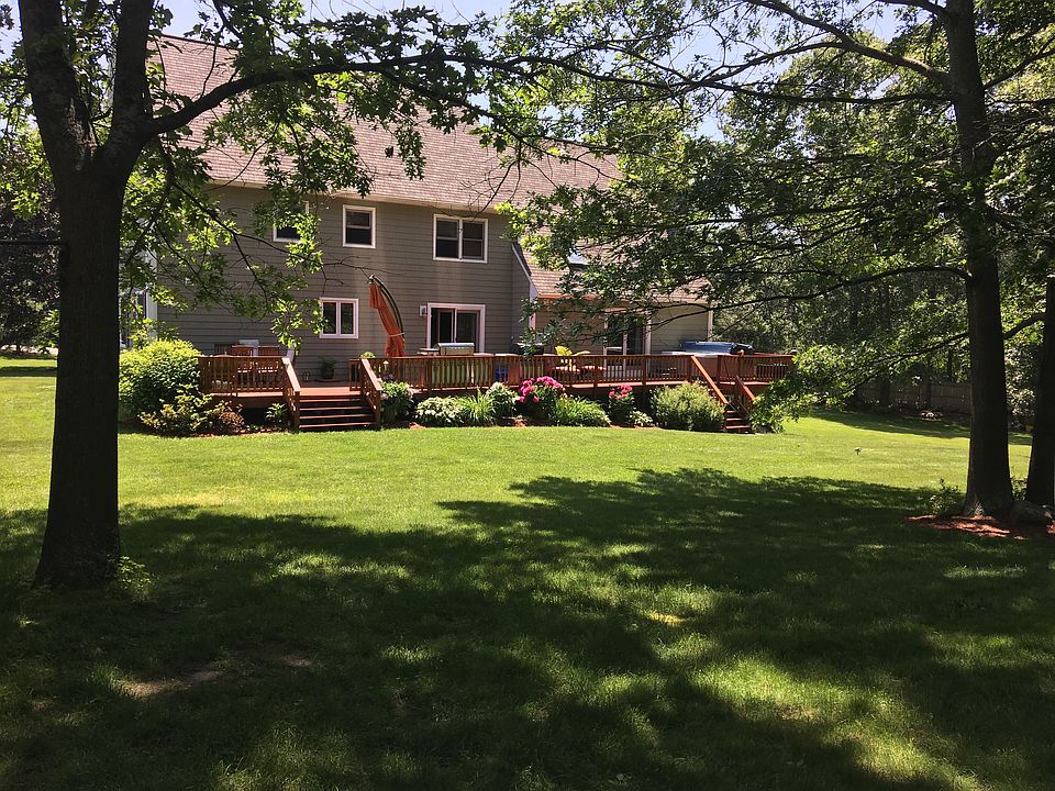 2nd image of 15 Todd Ln