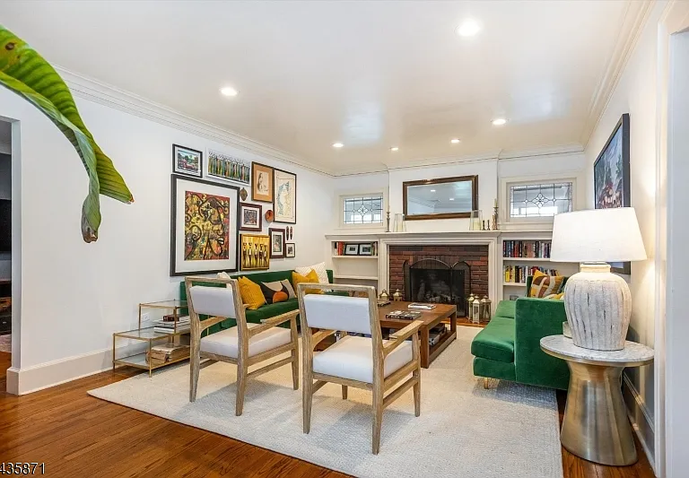 242 Forest Ave — Photo 10