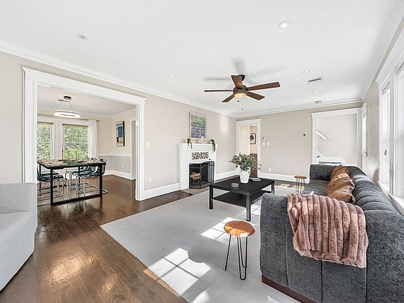 2nd image of 15 Noble St #15