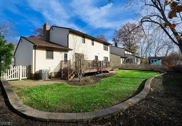 11 Lenox St — Photo 33