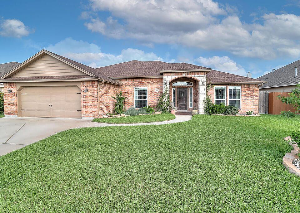1st image of 3813 Kangaroo Ct