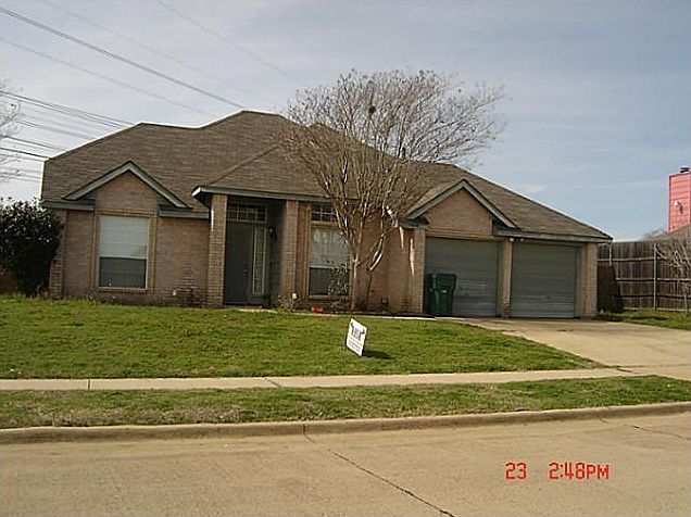 1st image of 1505 Windsor Dr