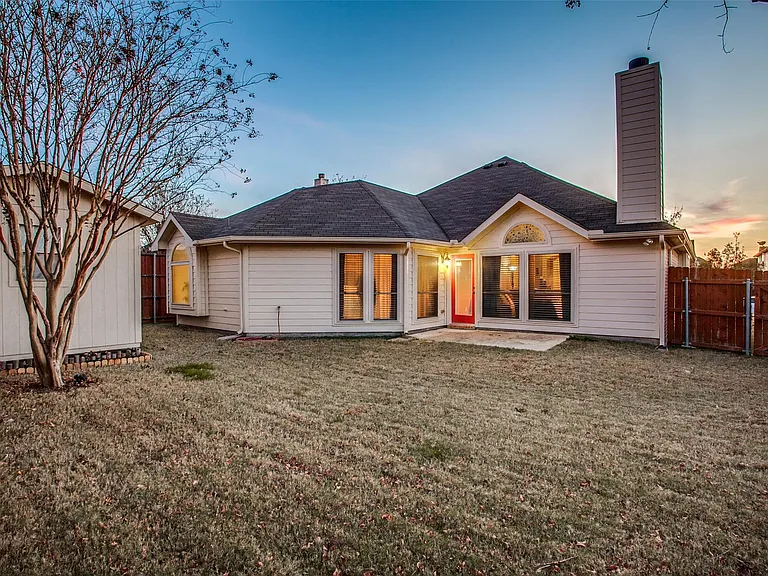 2318 Sparrow Dr — Photo 23