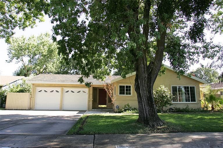 1st image of 1628 Portola Ave