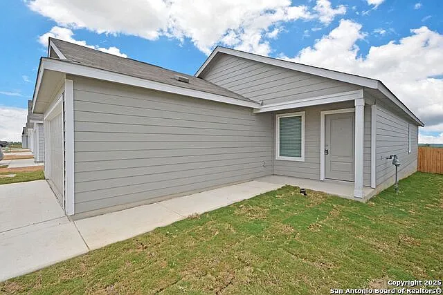 446 Paxton Blvd — Photo 2