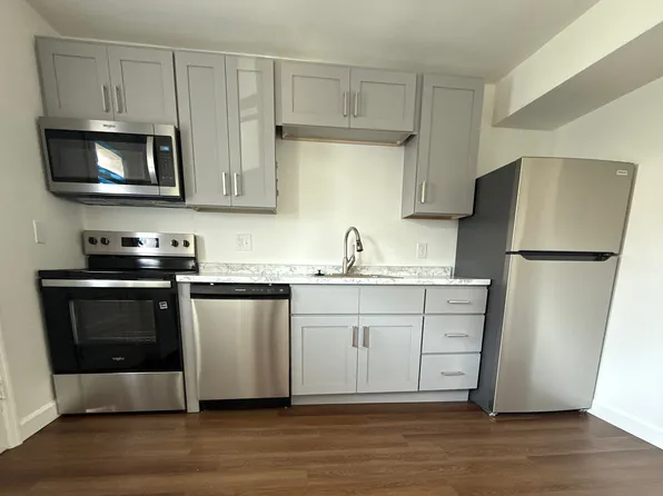 3913 Oakmont Dr, Granite City, IL