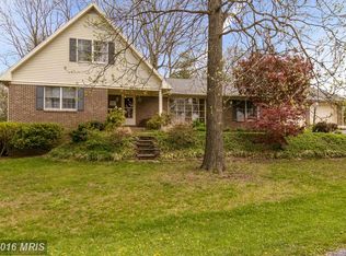 18330 Woodside Dr, Hagerstown, MD