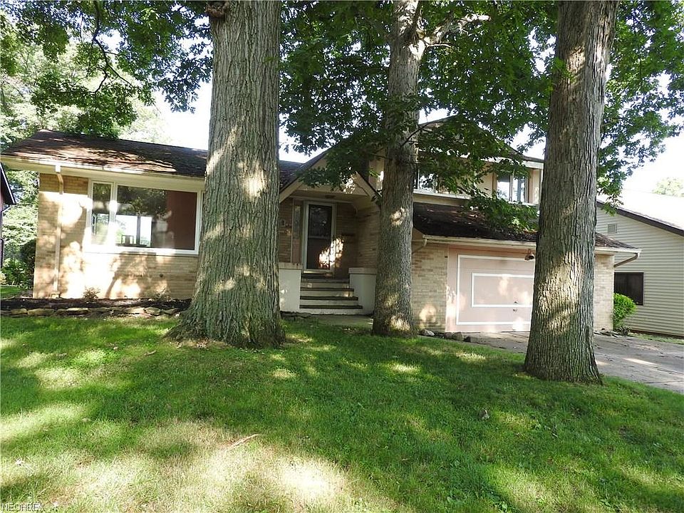 1st image of 6420 Fordham Dr