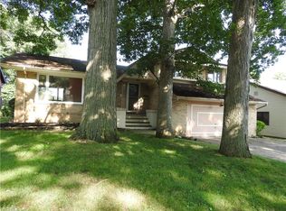 6420 Fordham Dr, Parma, OH 44129