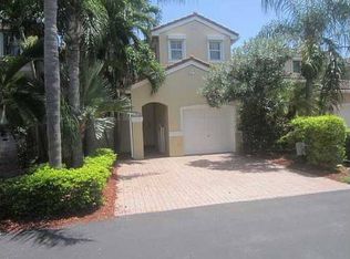 1425 Yellowheart Way, Hollywood, FL 33019