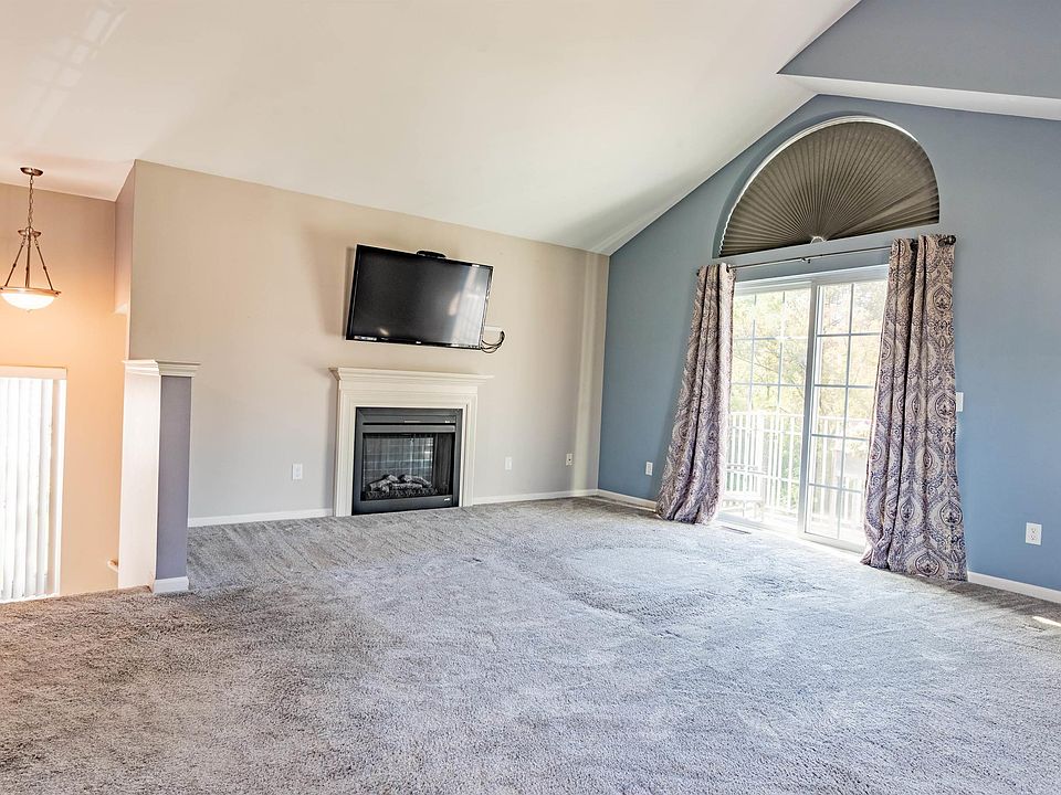 27020 Carrington Pl, photo 4