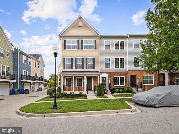 2nd image of 4521 Scarlet Oak Ln