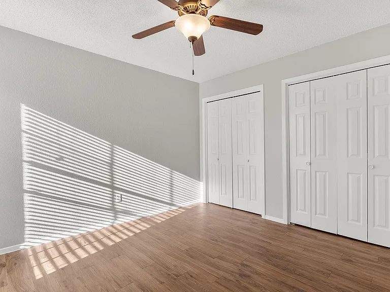 413 Country Aire Dr — Photo 20