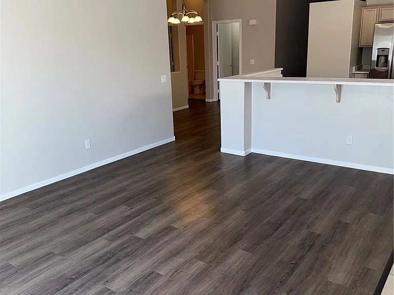 8056 Sweet Clover Ct — Photo 10