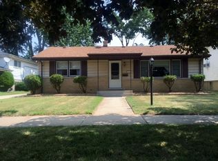 18313 Hickory St, Lansing, IL 60438