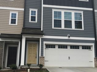 1411 Regents Ln, Apex, NC 27502