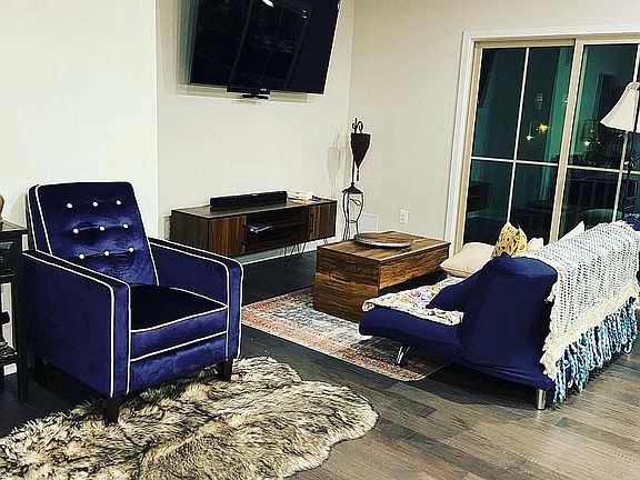 Dinning/ Family room