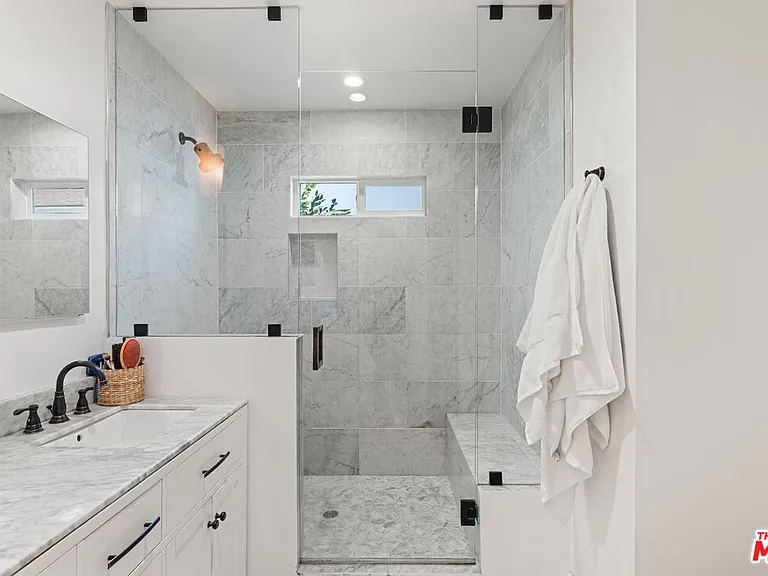 7560 McConnell Ave — Photo 14