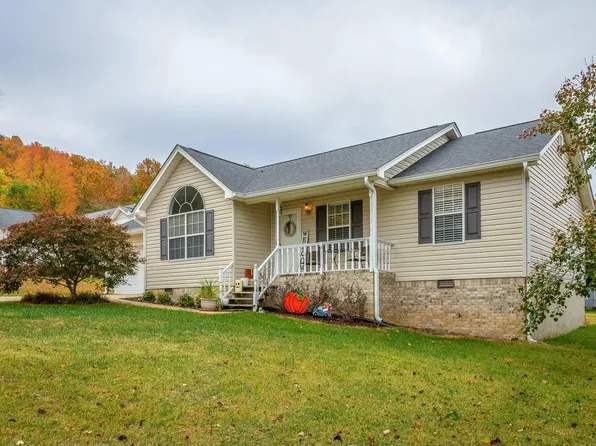 9600 Robinson Farm Rd, Ooltewah, TN 37363