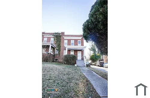 3247 Normount Ave Photo 1