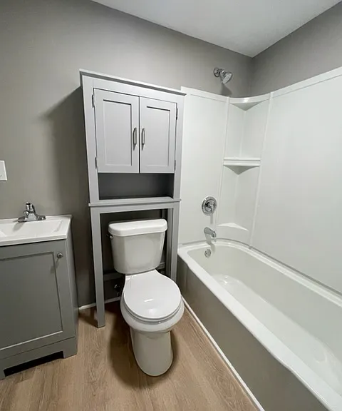 513 Taylor St — Photo 7