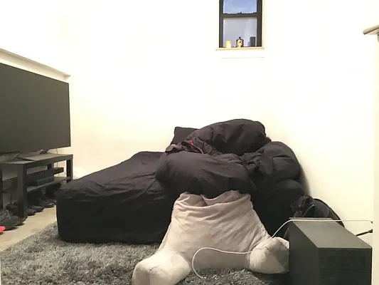 Rented by Nooklyn NYC LLC | media 90