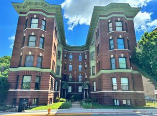 902 S Main St, Wheeling, WV 26003