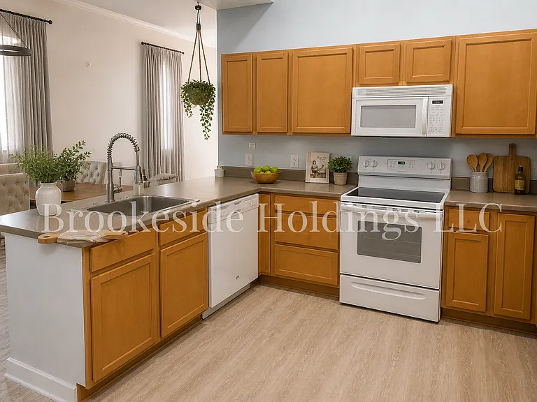 7 E Muskegon St #C — Photo 3