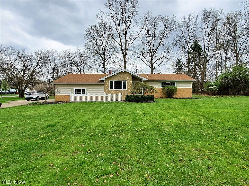 3760 Niles Carver Rd, Mineral Ridge, OH 44440 Zillow